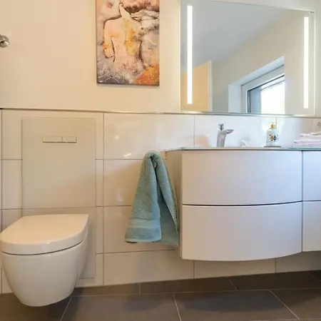 Appartement Haus Schwanensee, Wohnung 5 Bosau